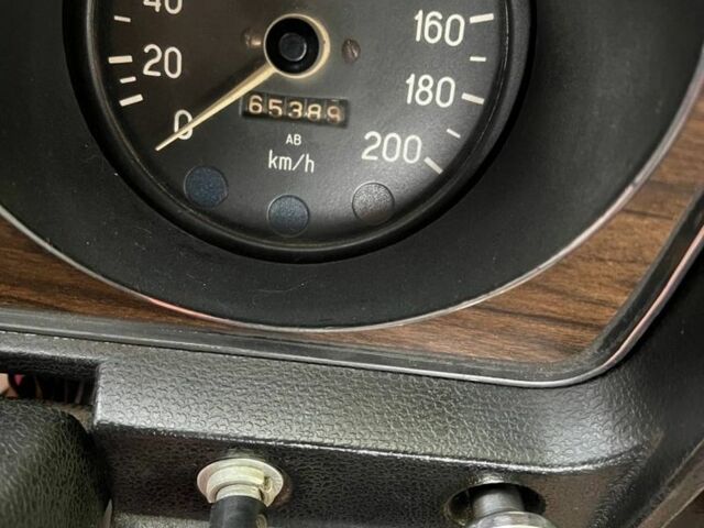 Белый ГАЗ 24-10 Волга, объемом двигателя 2.45 л и пробегом 3 тыс. км за 832 $, фото 8 на Automoto.ua