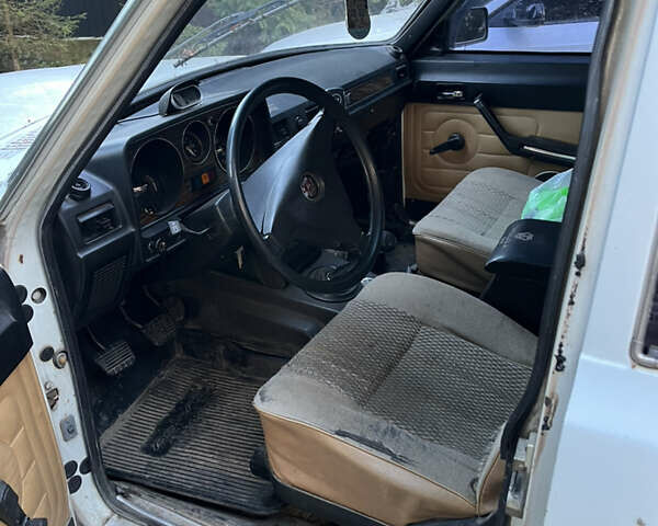 Білий ГАЗ 24-10 Волга, об'ємом двигуна 0 л та пробігом 88 тис. км за 500 $, фото 4 на Automoto.ua