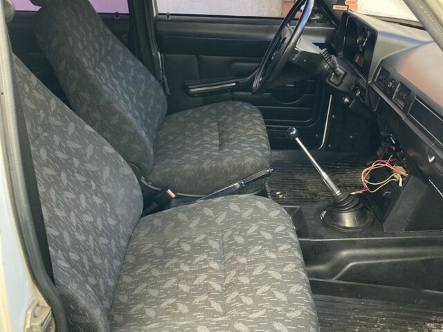 Белый ГАЗ 24-10 Волга, объемом двигателя 0 л и пробегом 80 тыс. км за 950 $, фото 2 на Automoto.ua