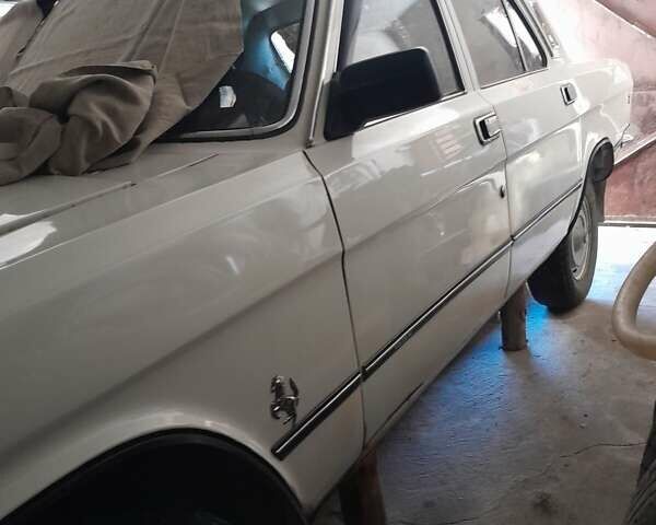 Білий ГАЗ 24-10 Волга, об'ємом двигуна 2.45 л та пробігом 123 тис. км за 1185 $, фото 6 на Automoto.ua