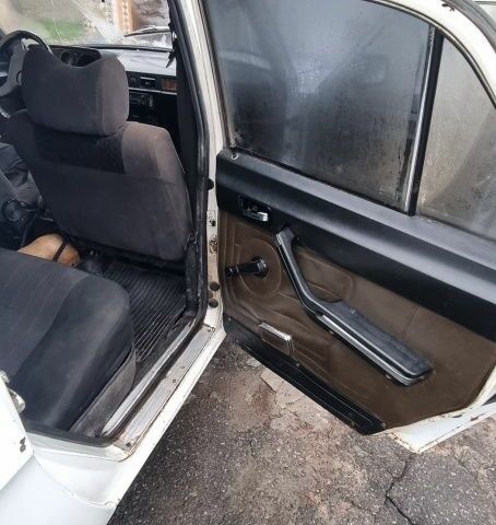 Белый ГАЗ 24-10 Волга, объемом двигателя 0 л и пробегом 120 тыс. км за 34831 $, фото 6 на Automoto.ua