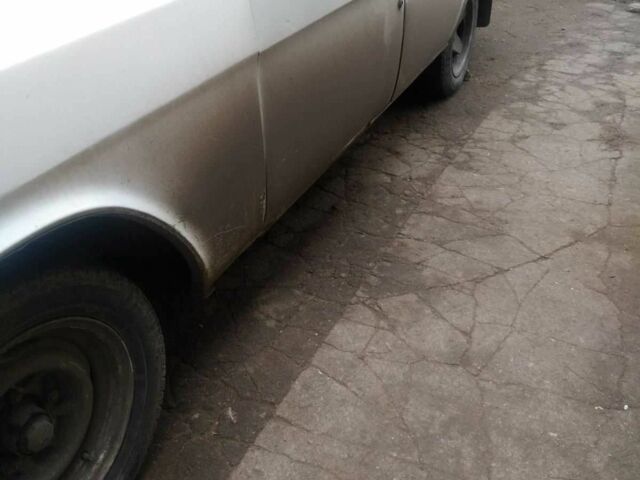 Белый ГАЗ 24-10 Волга, объемом двигателя 2 л и пробегом 10 тыс. км за 521 $, фото 3 на Automoto.ua