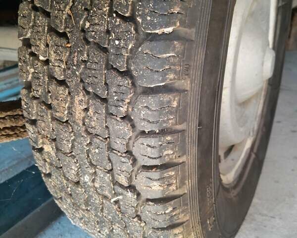 Білий ГАЗ 24-10 Волга, об'ємом двигуна 2.45 л та пробігом 123 тис. км за 1185 $, фото 13 на Automoto.ua