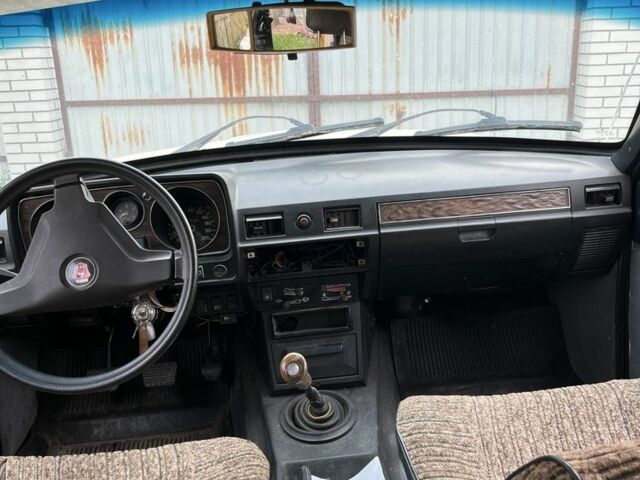 Белый ГАЗ 24-10 Волга, объемом двигателя 2.4 л и пробегом 40 тыс. км за 700 $, фото 5 на Automoto.ua