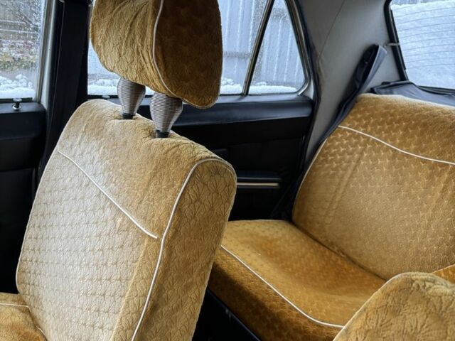 Белый ГАЗ 24-10 Волга, объемом двигателя 2.4 л и пробегом 150 тыс. км за 700 $, фото 4 на Automoto.ua