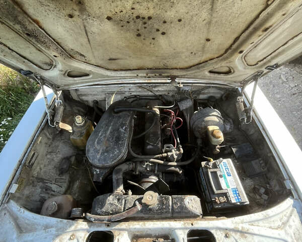 Белый ГАЗ 24-10 Волга, объемом двигателя 0 л и пробегом 36 тыс. км за 500 $, фото 2 на Automoto.ua
