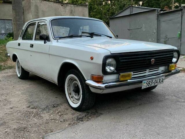 Белый ГАЗ 24-10 Волга, объемом двигателя 2.4 л и пробегом 1 тыс. км за 1100 $, фото 3 на Automoto.ua
