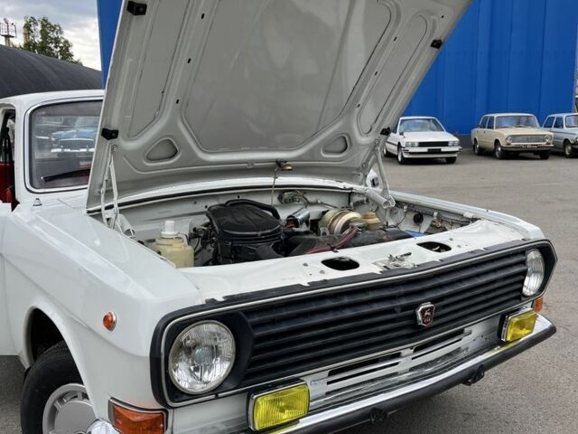 Белый ГАЗ 24-10 Волга, объемом двигателя 2.4 л и пробегом 15 тыс. км за 6000 $, фото 11 на Automoto.ua