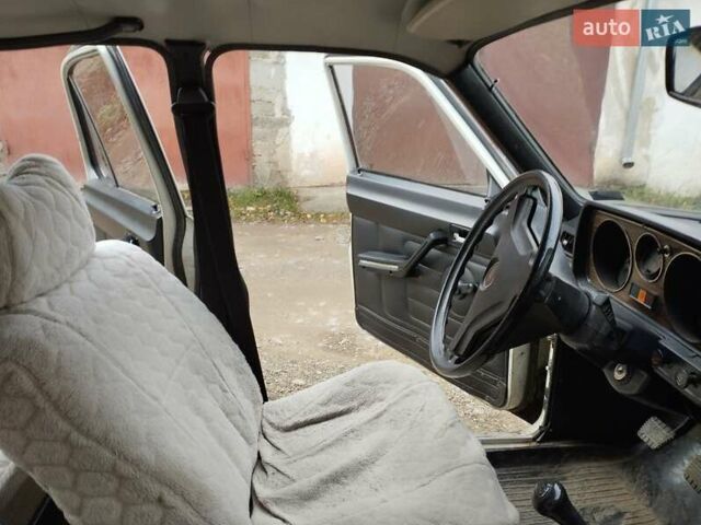 Белый ГАЗ 24-10 Волга, объемом двигателя 2.4 л и пробегом 117 тыс. км за 850 $, фото 14 на Automoto.ua