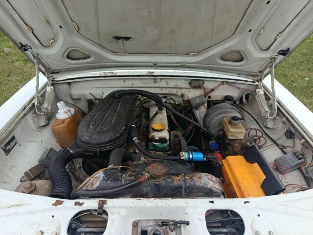 Белый ГАЗ 24-10 Волга, объемом двигателя 2.4 л и пробегом 40 тыс. км за 1300 $, фото 7 на Automoto.ua