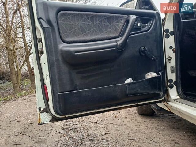 Белый ГАЗ 24-10 Волга, объемом двигателя 2.45 л и пробегом 450 тыс. км за 1200 $, фото 18 на Automoto.ua