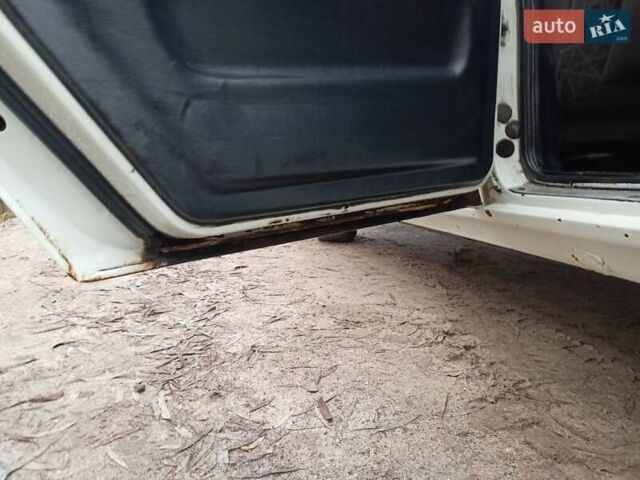 Белый ГАЗ 24-10 Волга, объемом двигателя 2.45 л и пробегом 450 тыс. км за 1200 $, фото 15 на Automoto.ua