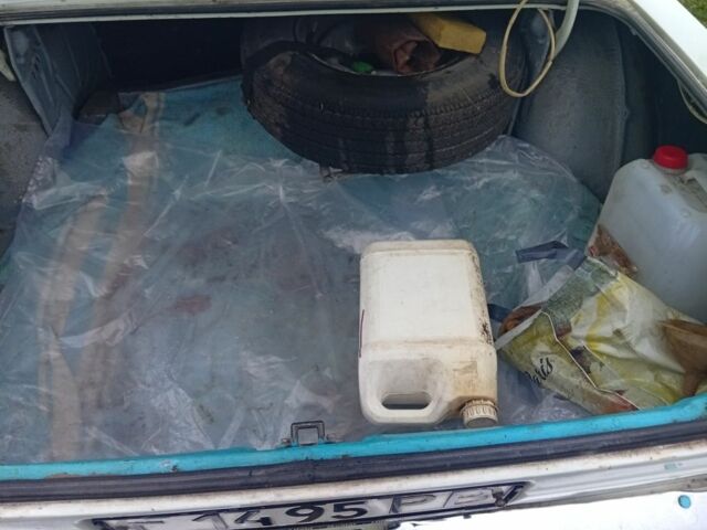 Белый ГАЗ 24-10 Волга, объемом двигателя 0 л и пробегом 30 тыс. км за 750 $, фото 7 на Automoto.ua