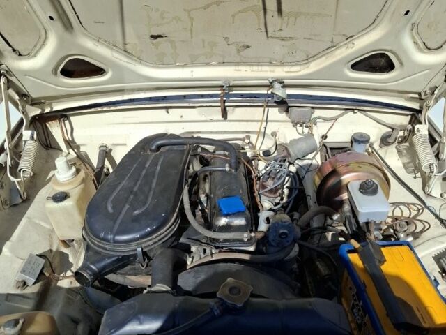 Білий ГАЗ 24-10 Волга, об'ємом двигуна 0 л та пробігом 110 тис. км за 1500 $, фото 12 на Automoto.ua