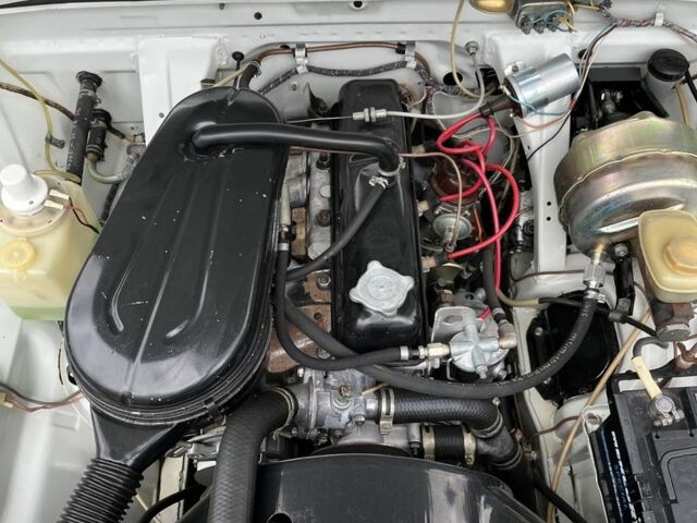 Белый ГАЗ 24-10 Волга, объемом двигателя 2.4 л и пробегом 15 тыс. км за 6000 $, фото 20 на Automoto.ua