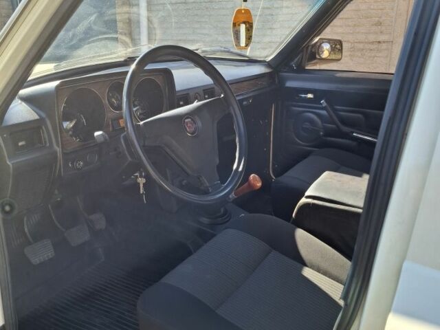 Білий ГАЗ 24-10 Волга, об'ємом двигуна 0 л та пробігом 110 тис. км за 1500 $, фото 10 на Automoto.ua