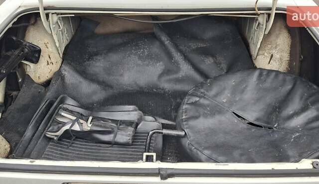 Белый ГАЗ 24-10 Волга, объемом двигателя 2.45 л и пробегом 30 тыс. км за 2500 $, фото 15 на Automoto.ua