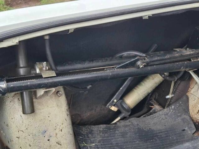 Белый ГАЗ 24-10 Волга, объемом двигателя 2.45 л и пробегом 30 тыс. км за 2500 $, фото 15 на Automoto.ua