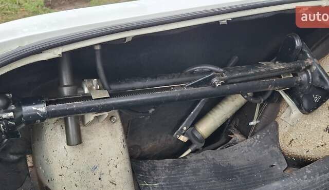 Белый ГАЗ 24-10 Волга, объемом двигателя 2.45 л и пробегом 30 тыс. км за 2500 $, фото 13 на Automoto.ua