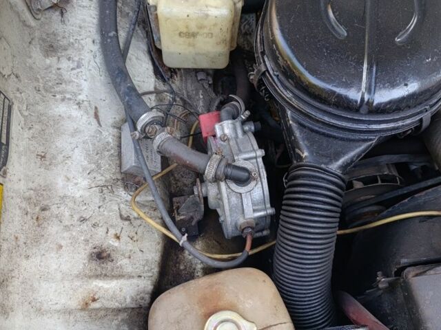 Белый ГАЗ 24-10 Волга, объемом двигателя 2.5 л и пробегом 88 тыс. км за 644 $, фото 6 на Automoto.ua