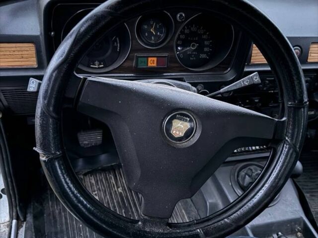 Белый ГАЗ 24-10 Волга, объемом двигателя 2.4 л и пробегом 50 тыс. км за 1191 $, фото 4 на Automoto.ua