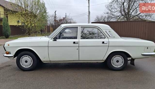 Белый ГАЗ 24-10 Волга, объемом двигателя 2.45 л и пробегом 30 тыс. км за 2500 $, фото 9 на Automoto.ua