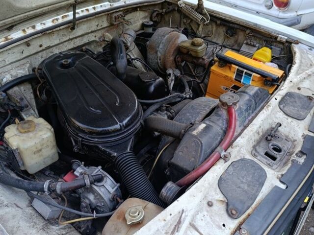 Белый ГАЗ 24-10 Волга, объемом двигателя 2.5 л и пробегом 88 тыс. км за 644 $, фото 5 на Automoto.ua