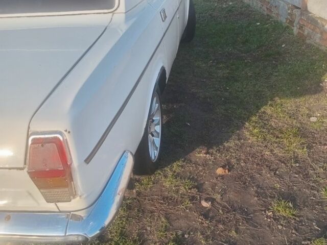 Белый ГАЗ 24-10 Волга, объемом двигателя 2.4 л и пробегом 588 тыс. км за 710 $, фото 5 на Automoto.ua