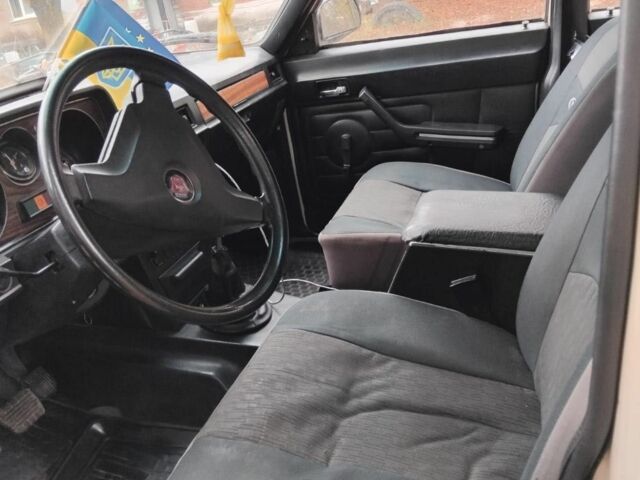 Бежевый ГАЗ 24-10 Волга, объемом двигателя 0 л и пробегом 3 тыс. км за 1078 $, фото 8 на Automoto.ua