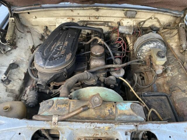 Бежевий ГАЗ 24-10 Волга, об'ємом двигуна 2.4 л та пробігом 210 тис. км за 592 $, фото 3 на Automoto.ua