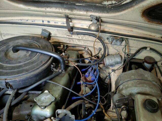 Бежевий ГАЗ 24-10 Волга, об'ємом двигуна 2.4 л та пробігом 67 тис. км за 1100 $, фото 14 на Automoto.ua