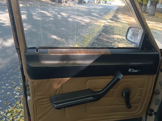 ГАЗ 24-10 Волга 1987 в Одессе на Automoto.ua Бежевый ГАЗ 24-10 Волга, объемом двигателя 2.45 л и пробегом 120 тыс. км за 600 $, фото 9 на Automoto.ua