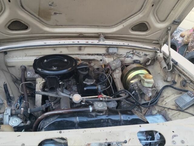 Бежевый ГАЗ 24-10 Волга, объемом двигателя 0 л и пробегом 72 тыс. км за 575 $, фото 4 на Automoto.ua