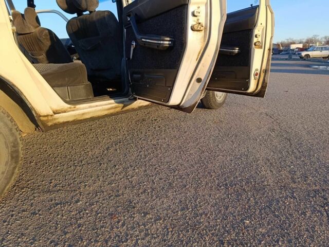 Бежевый ГАЗ 24-10 Волга, объемом двигателя 2.4 л и пробегом 22 тыс. км за 1000 $, фото 6 на Automoto.ua