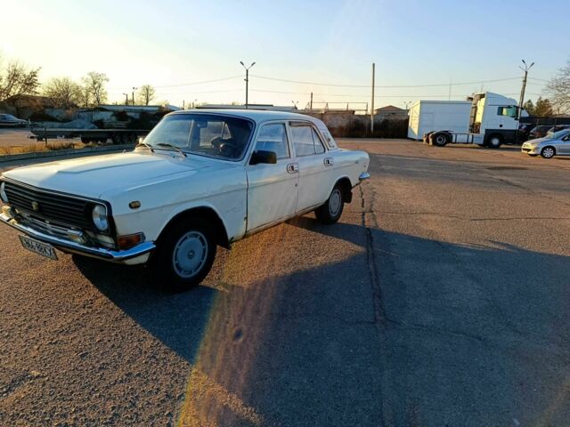 Бежевый ГАЗ 24-10 Волга, объемом двигателя 2.4 л и пробегом 22 тыс. км за 1000 $, фото 3 на Automoto.ua