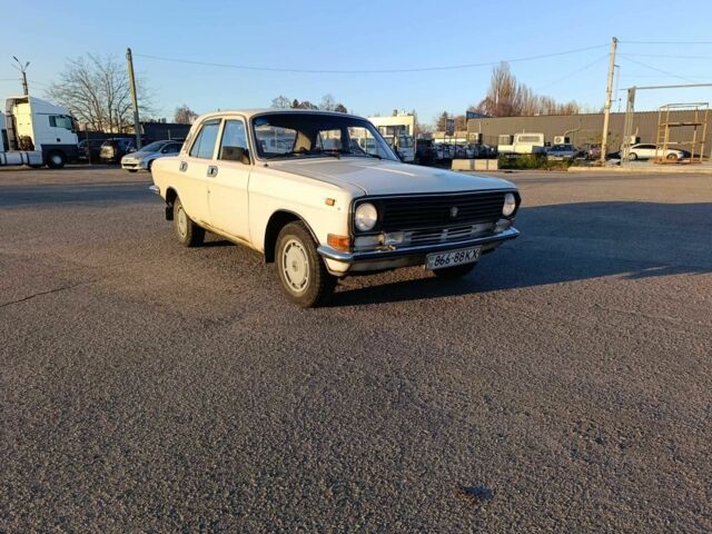 Бежевый ГАЗ 24-10 Волга, объемом двигателя 2.4 л и пробегом 22 тыс. км за 1000 $, фото 9 на Automoto.ua