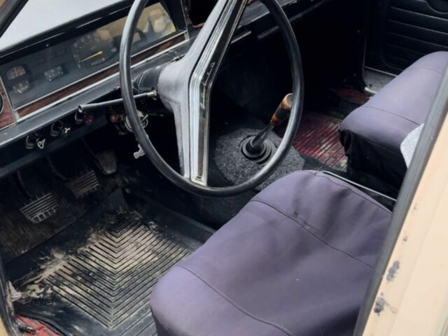 Бежевый ГАЗ 24-10 Волга, объемом двигателя 2.4 л и пробегом 89 тыс. км за 500 $, фото 3 на Automoto.ua