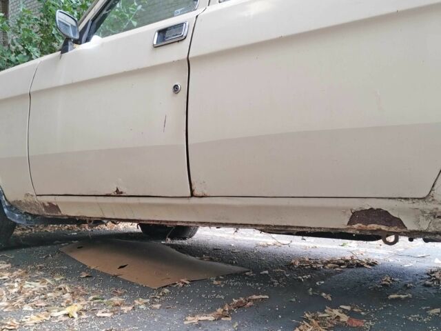 Бежевый ГАЗ 24-10 Волга, объемом двигателя 2.5 л и пробегом 80 тыс. км за 592 $, фото 5 на Automoto.ua