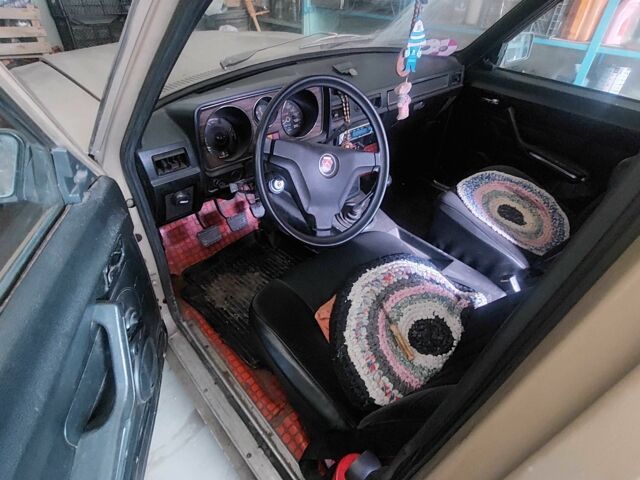 Бежевый ГАЗ 24-10 Волга, объемом двигателя 2.45 л и пробегом 68 тыс. км за 800 $, фото 2 на Automoto.ua