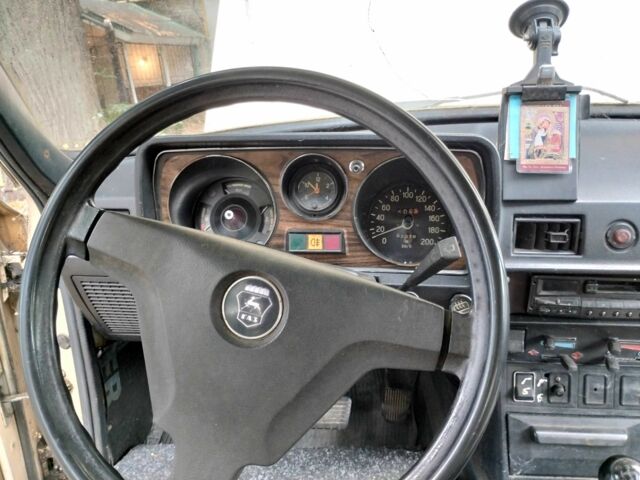 Бежевый ГАЗ 24-10 Волга, объемом двигателя 2.5 л и пробегом 80 тыс. км за 592 $, фото 2 на Automoto.ua