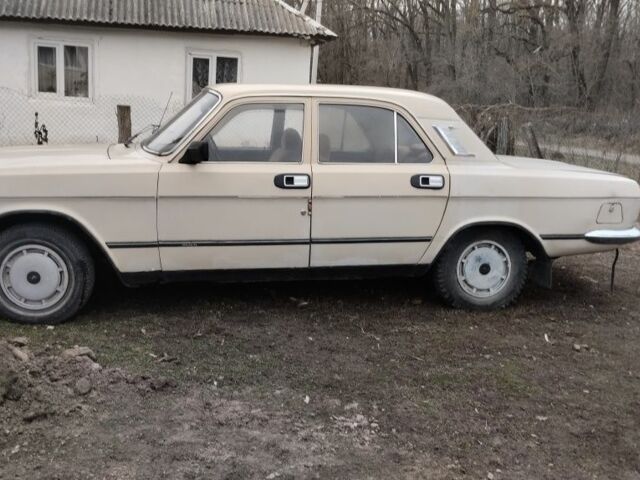 Бежевый ГАЗ 24-10 Волга, объемом двигателя 2.4 л и пробегом 400 тыс. км за 500 $, фото 5 на Automoto.ua