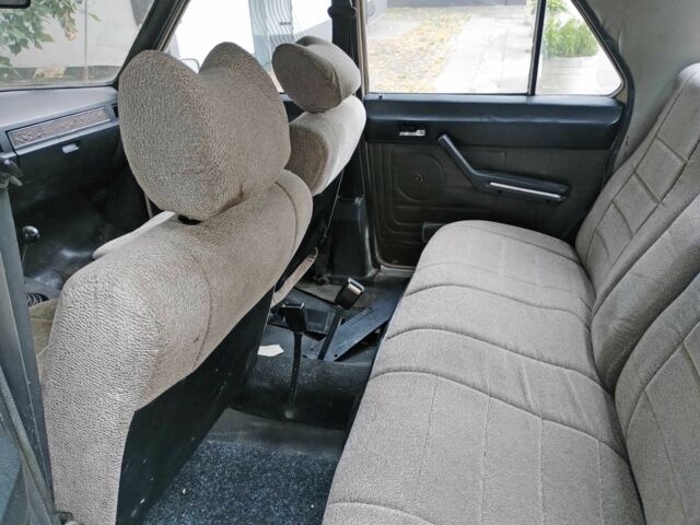 Бежевый ГАЗ 24-10 Волга, объемом двигателя 2.5 л и пробегом 80 тыс. км за 592 $, фото 3 на Automoto.ua