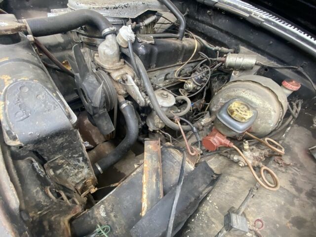 Черный ГАЗ 24-10 Волга, объемом двигателя 2.4 л и пробегом 200 тыс. км за 357 $, фото 7 на Automoto.ua