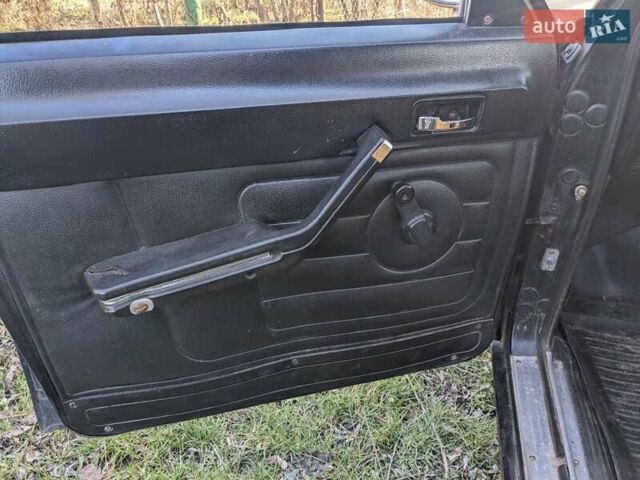 Чорний ГАЗ 24-10 Волга, об'ємом двигуна 2.45 л та пробігом 184 тис. км за 1200 $, фото 7 на Automoto.ua