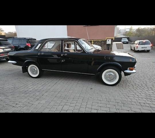 Черный ГАЗ 24-10 Волга, объемом двигателя 2.4 л и пробегом 48 тыс. км за 6800 $, фото 2 на Automoto.ua