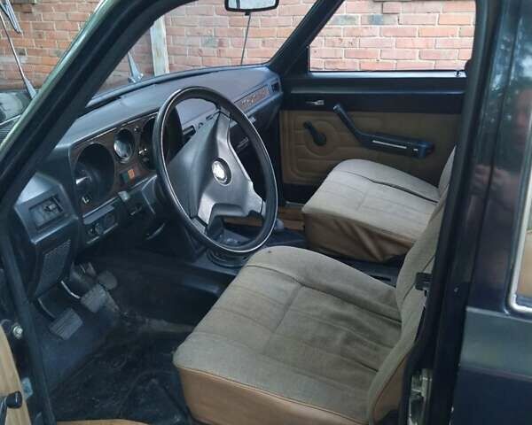 Черный ГАЗ 24-10 Волга, объемом двигателя 2.4 л и пробегом 100 тыс. км за 3000 $, фото 7 на Automoto.ua