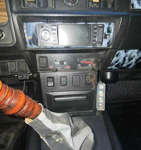 Чорний ГАЗ 24-10 Волга, об'ємом двигуна 2.5 л та пробігом 85 тис. км за 700 $, фото 13 на Automoto.ua