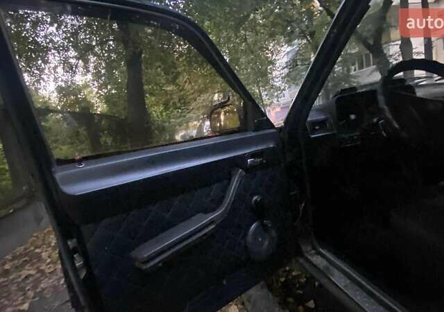 Чорний ГАЗ 24-10 Волга, об'ємом двигуна 2.5 л та пробігом 85 тис. км за 700 $, фото 23 на Automoto.ua