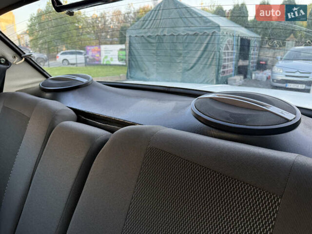 ГАЗ 24-10 Волга, объемом двигателя 2.4 л и пробегом 120 тыс. км за 1800 $, фото 6 на Automoto.ua