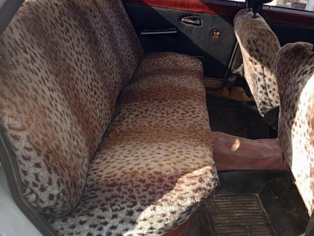 Серый ГАЗ 24-10 Волга, объемом двигателя 0 л и пробегом 500 тыс. км за 404 $, фото 8 на Automoto.ua